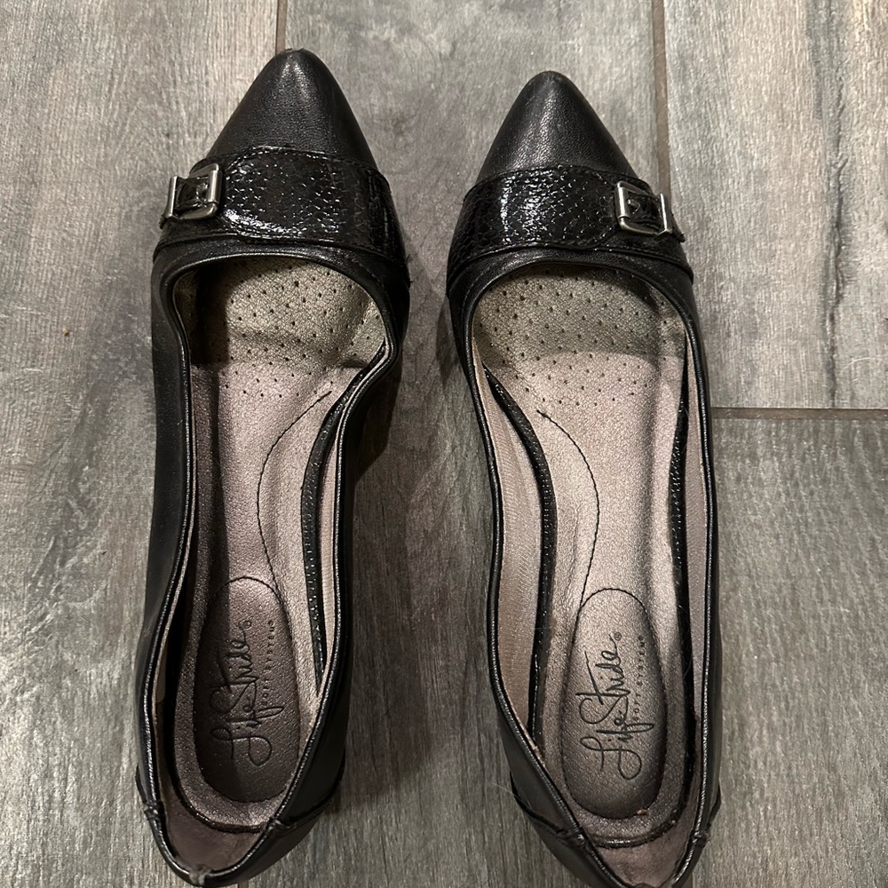 Life Stride Soft System Flats, black, size US 8.5